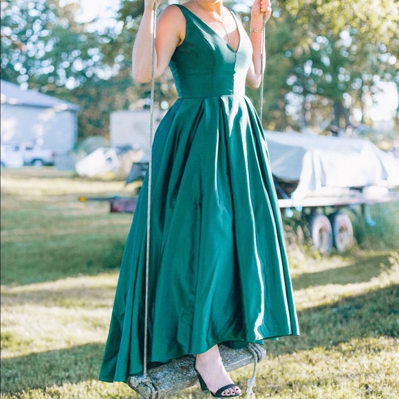 Laura Forest Green Prom Dress Size 10 - Picture 7 of 11